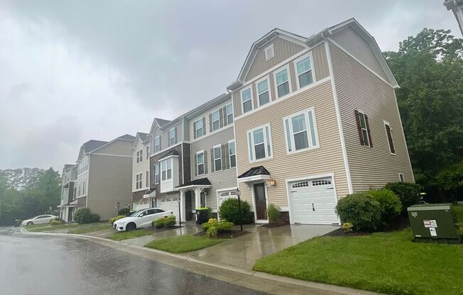 Beautiful home in Clearfield Oaks