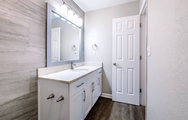 1 bed, 1 bath, 525 sqft, $1,150, Unit 1020