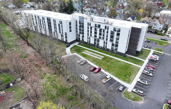 Bergen Circle Apartments