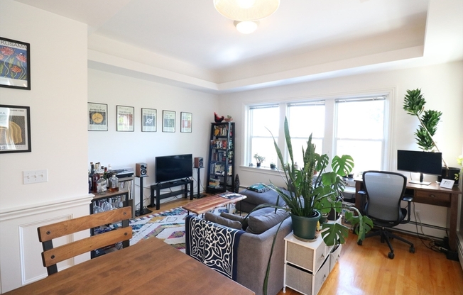 30 UPLAND RD
