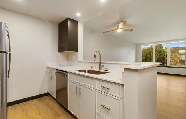 1 bed, 1 bath, 634 sqft, $2,345, Unit 408