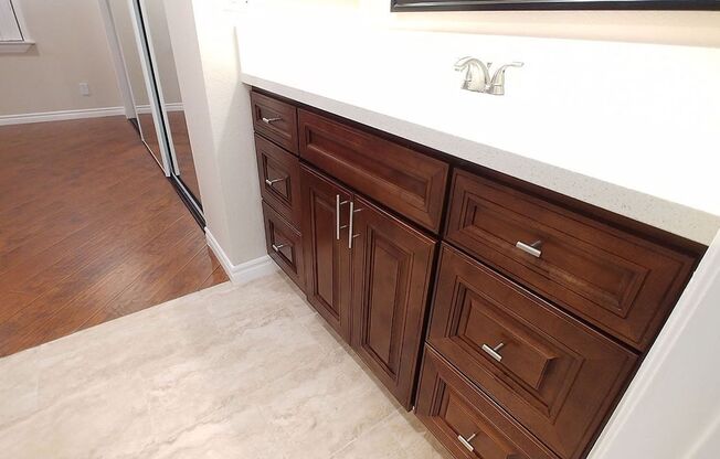 1 bed, 1 bath, 890 sqft, $2,550, Unit 114