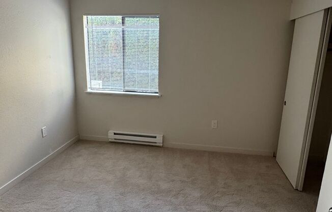 2 beds, 2 baths, 898 sqft, $1,746, Unit 1201
