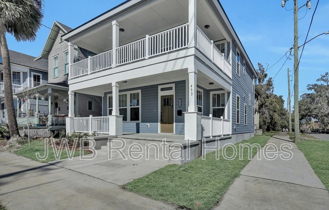 453 E 1 ST