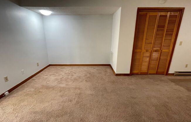 1 bed, 1 bath, $995