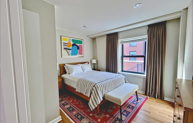 1661 1663 WASHINGTON ST