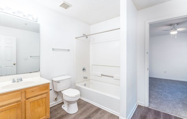 3 beds, 2 baths, 1,172 sqft, $1,575, Unit 1923M-JS