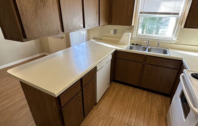 2 Bedroom 2.5 Bathroom!