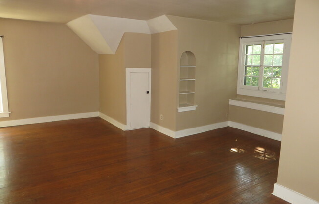 Studio, 1 bath, 315 sqft, $655, Unit 6