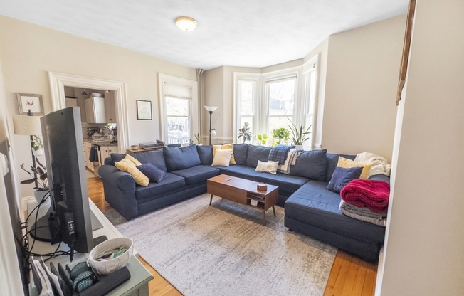 68 PLEASANT ST