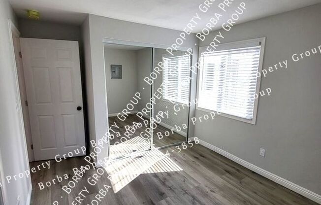 728 LIME AVE