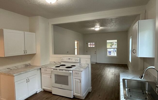 2 beds, 1 bath, $1,800