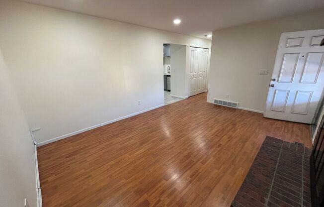 $500 Move in Special - Spacious 4 bed 2 bath Townhouse Near Fitzsimmons/Anschutz Campus with Finished Basement!!