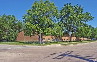 85 N GEBHART CHURCH RD
