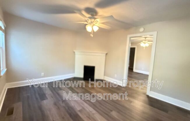 225 LOWRY ST NE