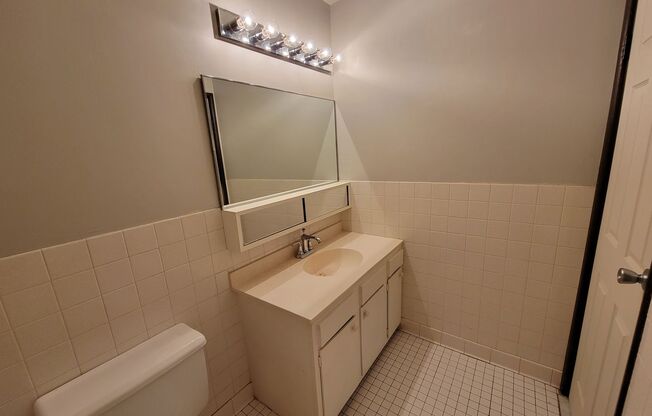1 bed, 1 bath, 750 sqft, $930, Unit W 206