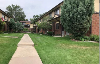 12TH LANE TOWNHOMES