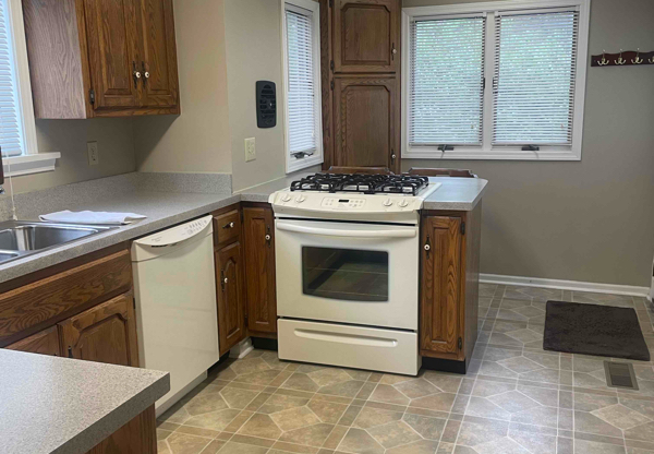 2716 BUENA VISTA DR
