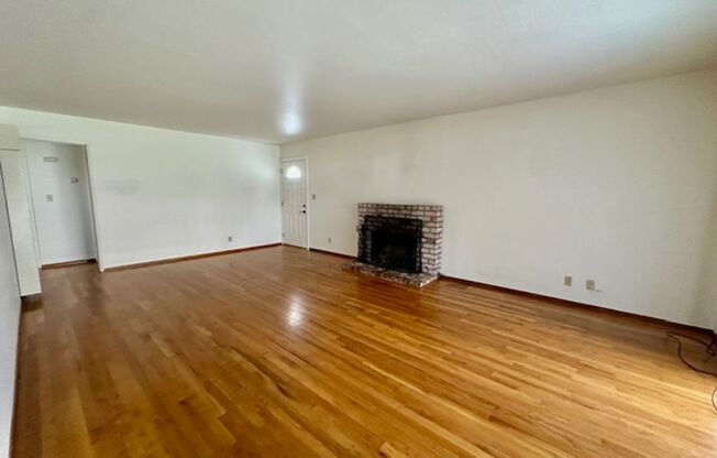 Move in ready home! Perfectly located on the border of Cambell, San Jose, and Santa Clara-Huge Backyard