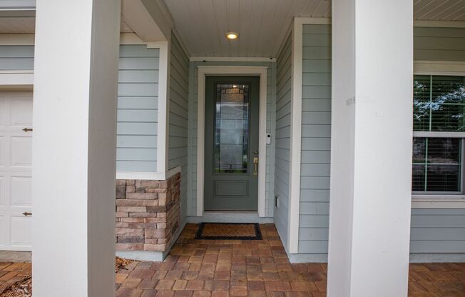 Stunning Home in Desirable Neighborhood