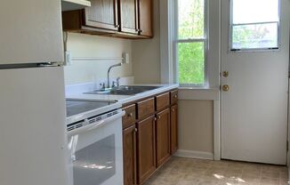 19-49 West Bond Street