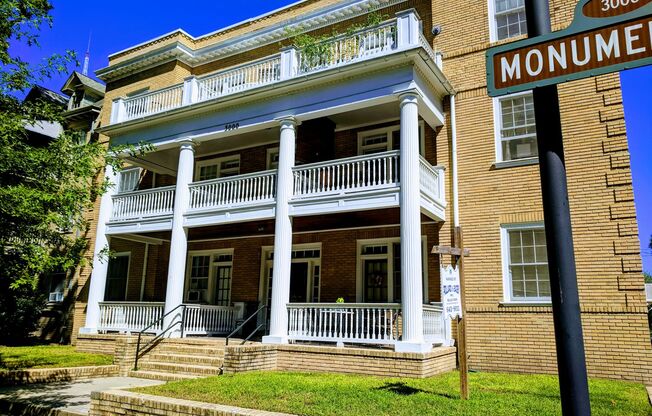 3000 Monument Avenue