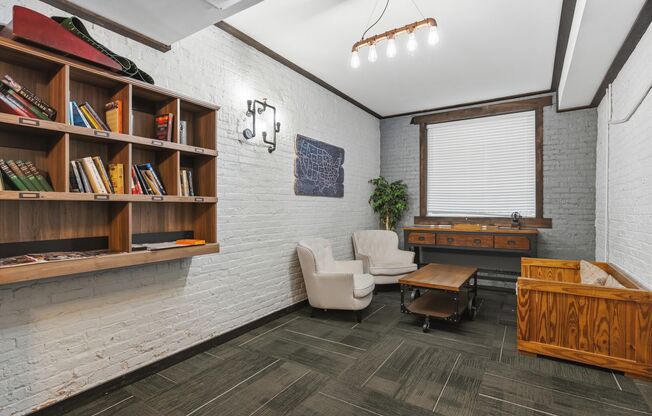 2 beds, 1 bath, 700 sqft, $2,395, Unit 1112-3rd Floor