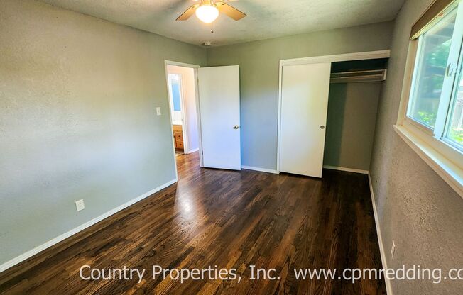 3 beds, 1 bath, $1,695