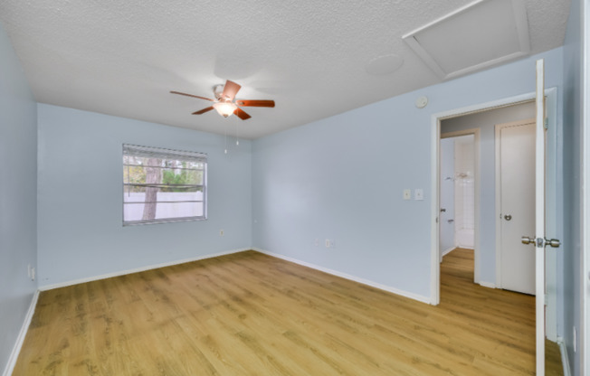 2 beds, 1 bath, $1,495