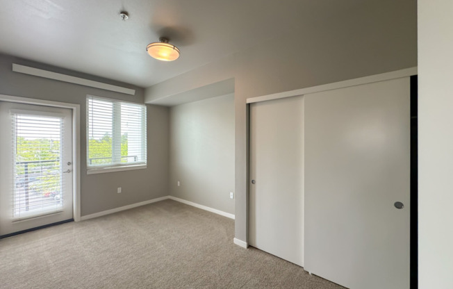 2 beds, 2 baths, 851 sqft, $1,899, Unit 209