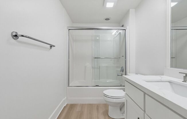 2 beds, 2 baths, 1,127 sqft, $3,500, Unit 208