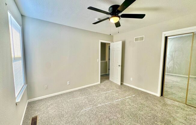 2 beds, 1.5 baths, 1,200 sqft, $1,525, Unit 1877