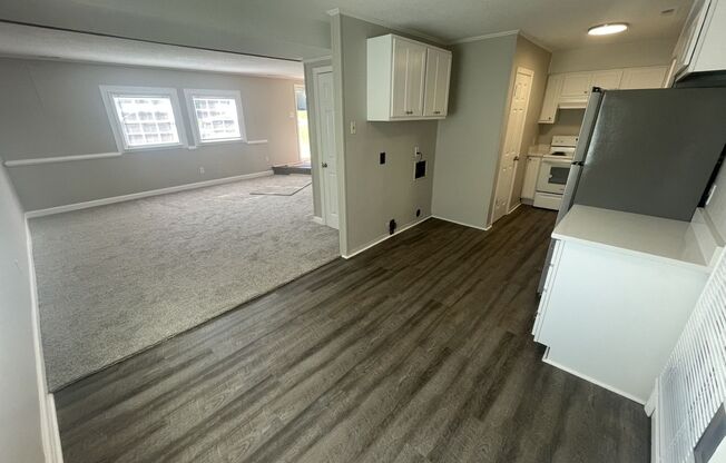 3 bd 1.5 ba townhouse