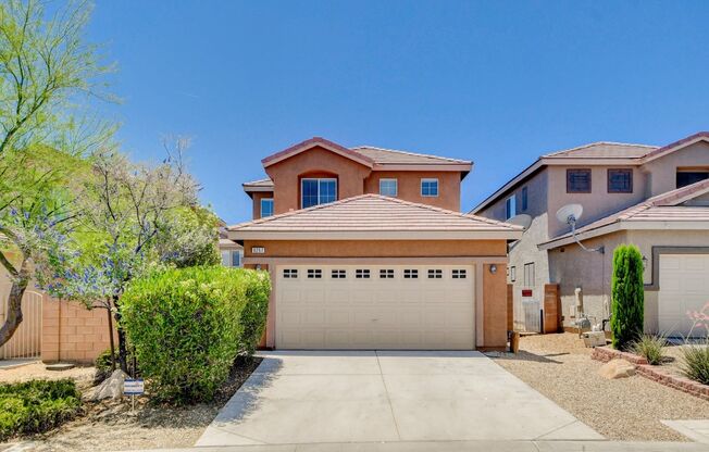 MARVELOUS 2 Story, 3 Bedroom Home with LOFT in Mountains Edge!