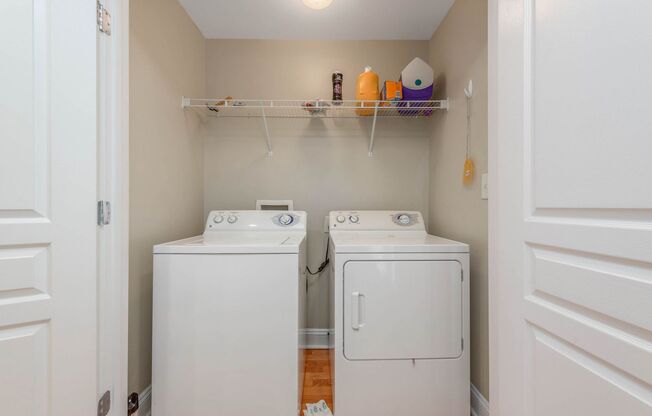 2 beds, 2 baths, $1,550, Unit # 1727