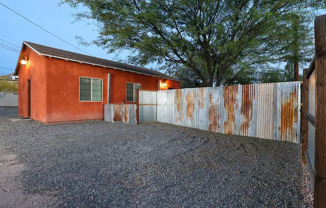 1615 N SANTA RITA AVE