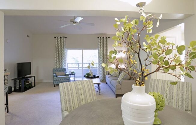 Lakemont Gardens Apartments