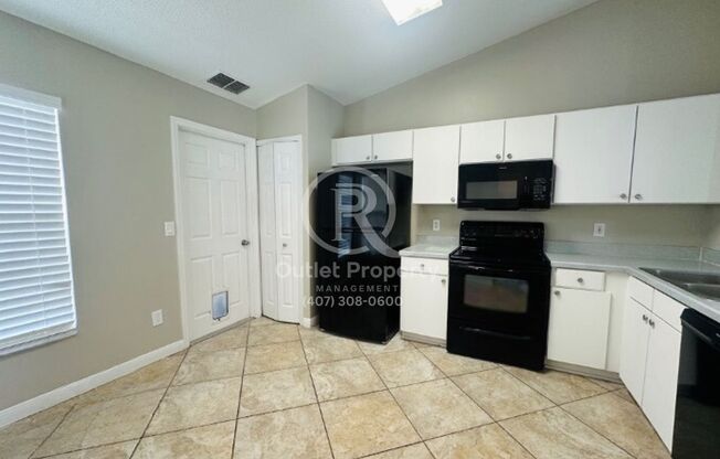 3 beds, 2 baths, $2,195