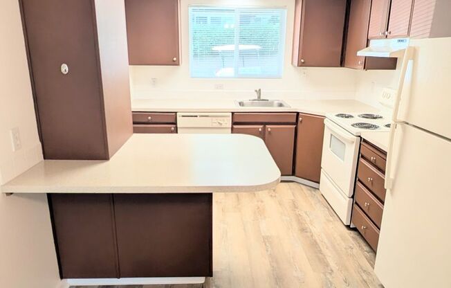 2 beds, 2 baths, 942 sqft, $1,800, Unit 1205