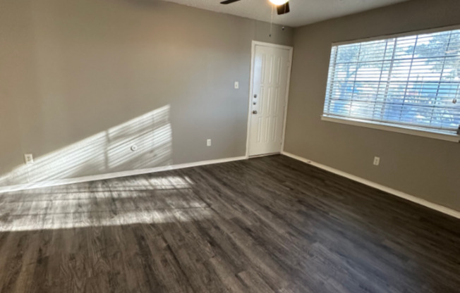 2 beds, 2 baths, 1,078 sqft, $1,635