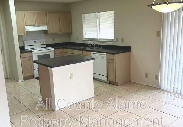 11210 BERKLEY SQ
