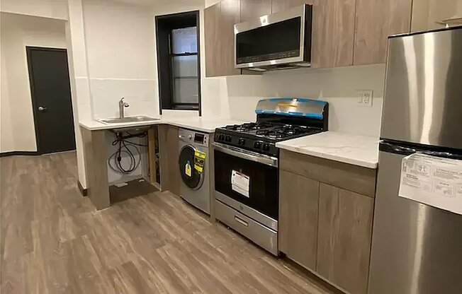 1 bed, 1 bath, $3,300, Unit 4E