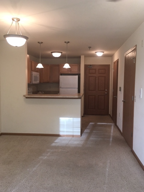 Studio, 1 bath, $1,300, Unit 871-101