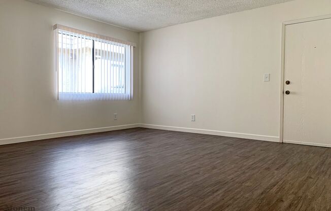 2 beds, 2 baths, 930 sqft, $2,495, Unit 205