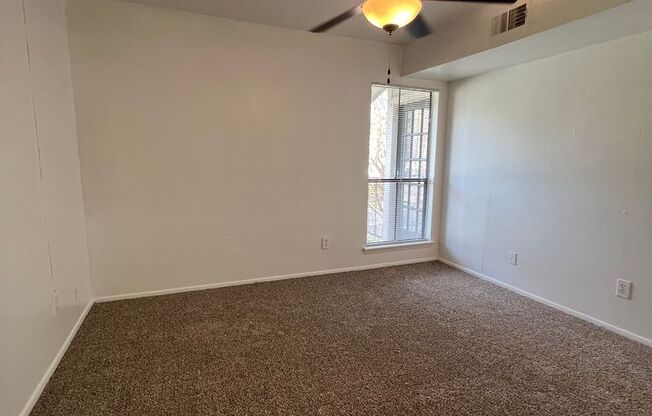 2 beds, 2 baths, 996 sqft, $1,179, Unit 06-031