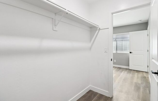 3 beds, 3 baths, 1,140 sqft, $3,895, Unit 210