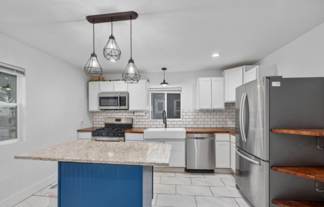 443 Barth SE - Beautifully remodeled home