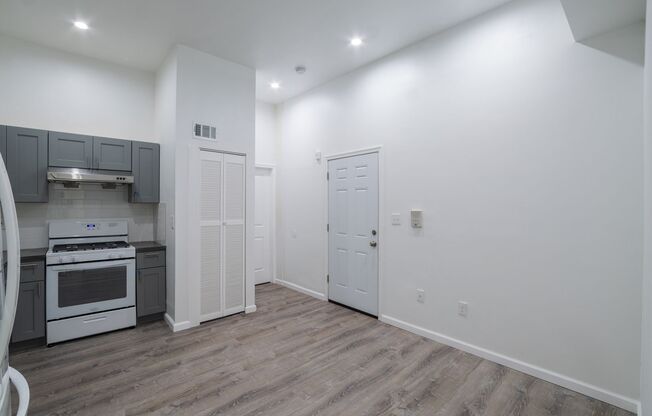 No Longer Under Management as of 4/17/26 - 1726 Pine Street