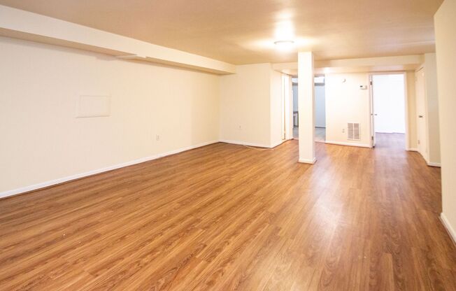 Spacious 5Bd/2.5Bth towhome in the heart of Columbia Heights! Fantastic location!