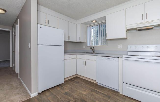 1 bed, 1 bath, 551 sqft, $1,349